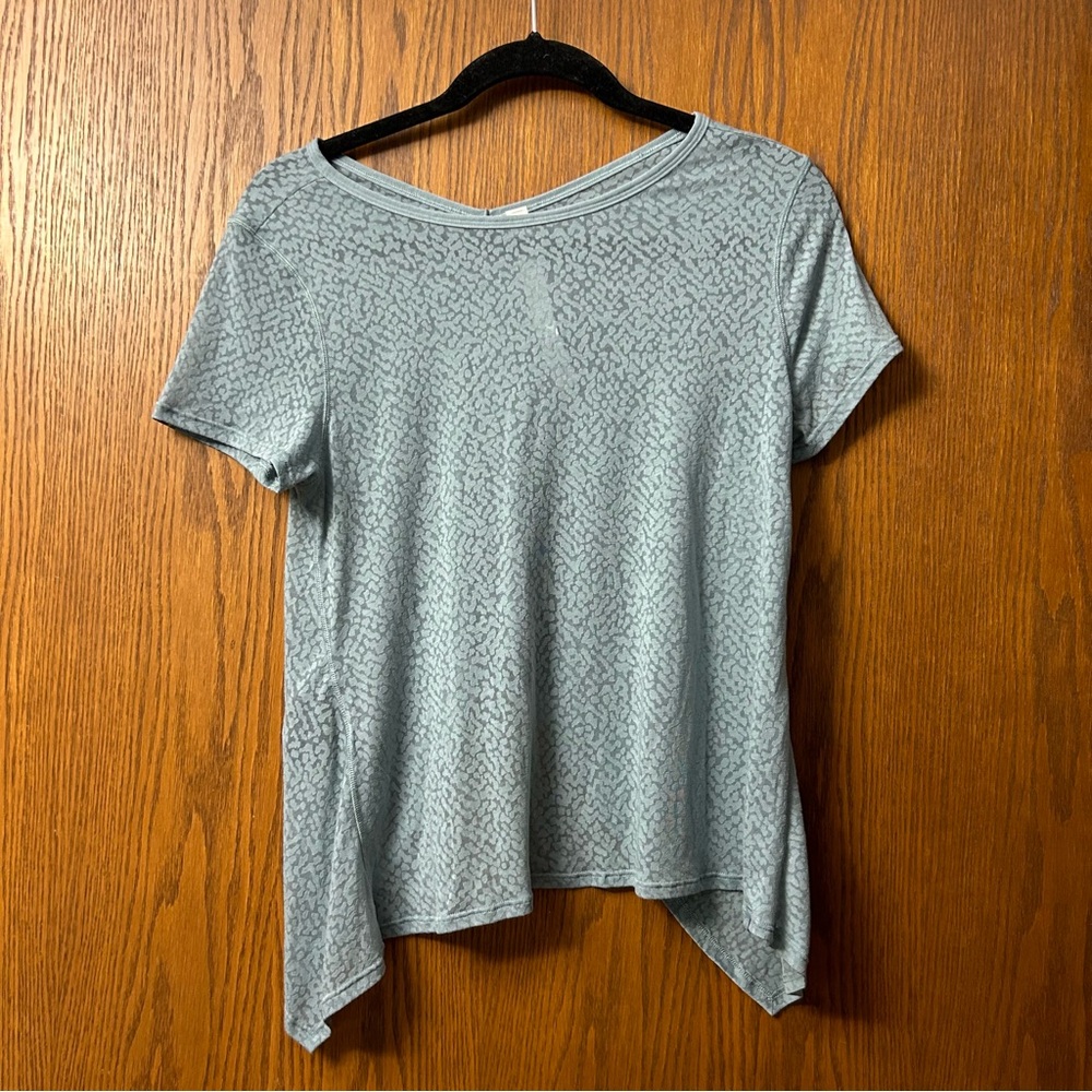 Lululemon Loop Around Tee Size 2